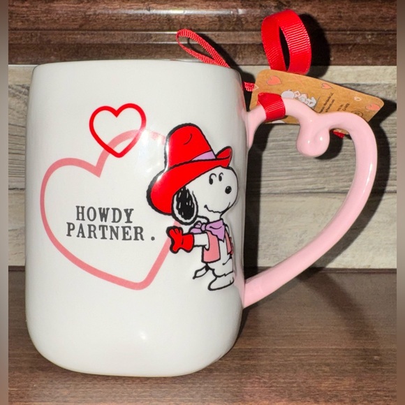 Cute ๐ฅฐ Rae Dunn Peanuts Cowboy Snoopy "Howdy Partner โ๐ Valentine's Day Mug - Picture 3 of 9